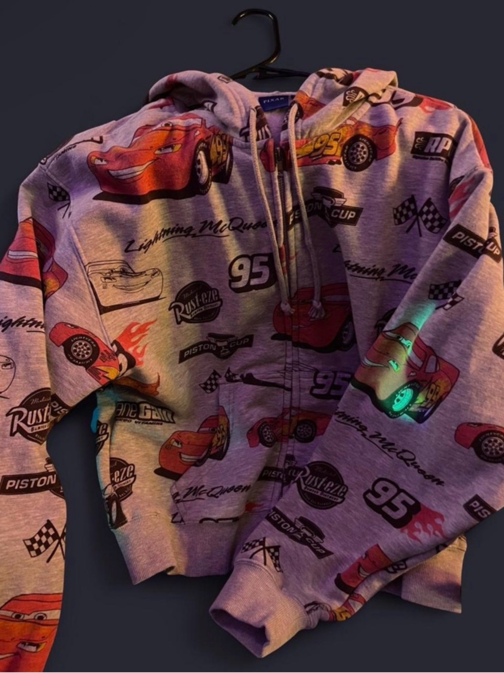NEW WITHOUT TAGS Disney Pixar Cars Zip Jacket - Lightning McQueen Print